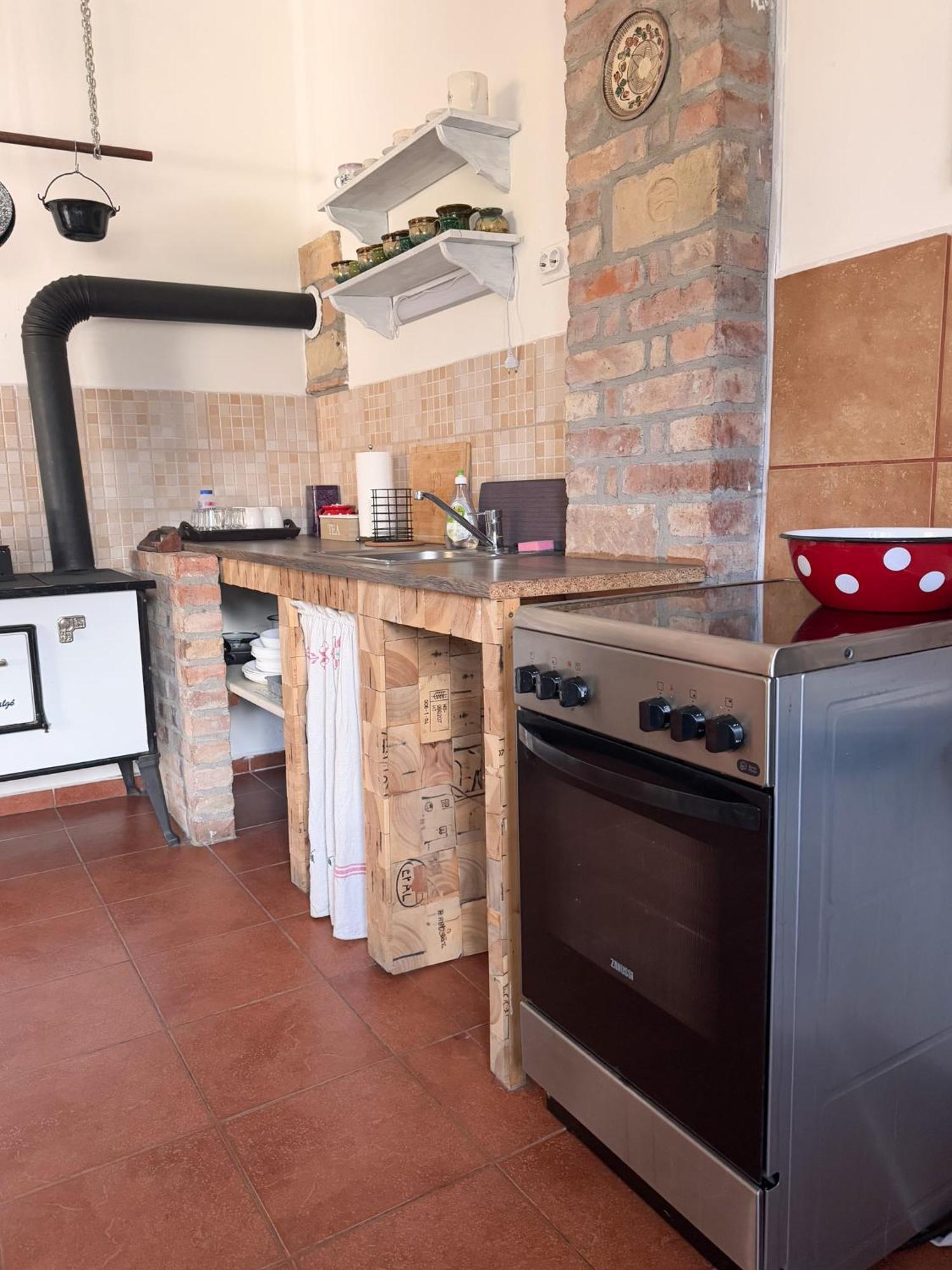 Ferienwohnung Halhaza Vendeghaz Sirok Exterior foto